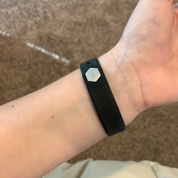 Fitbit - Picture 2 of 3